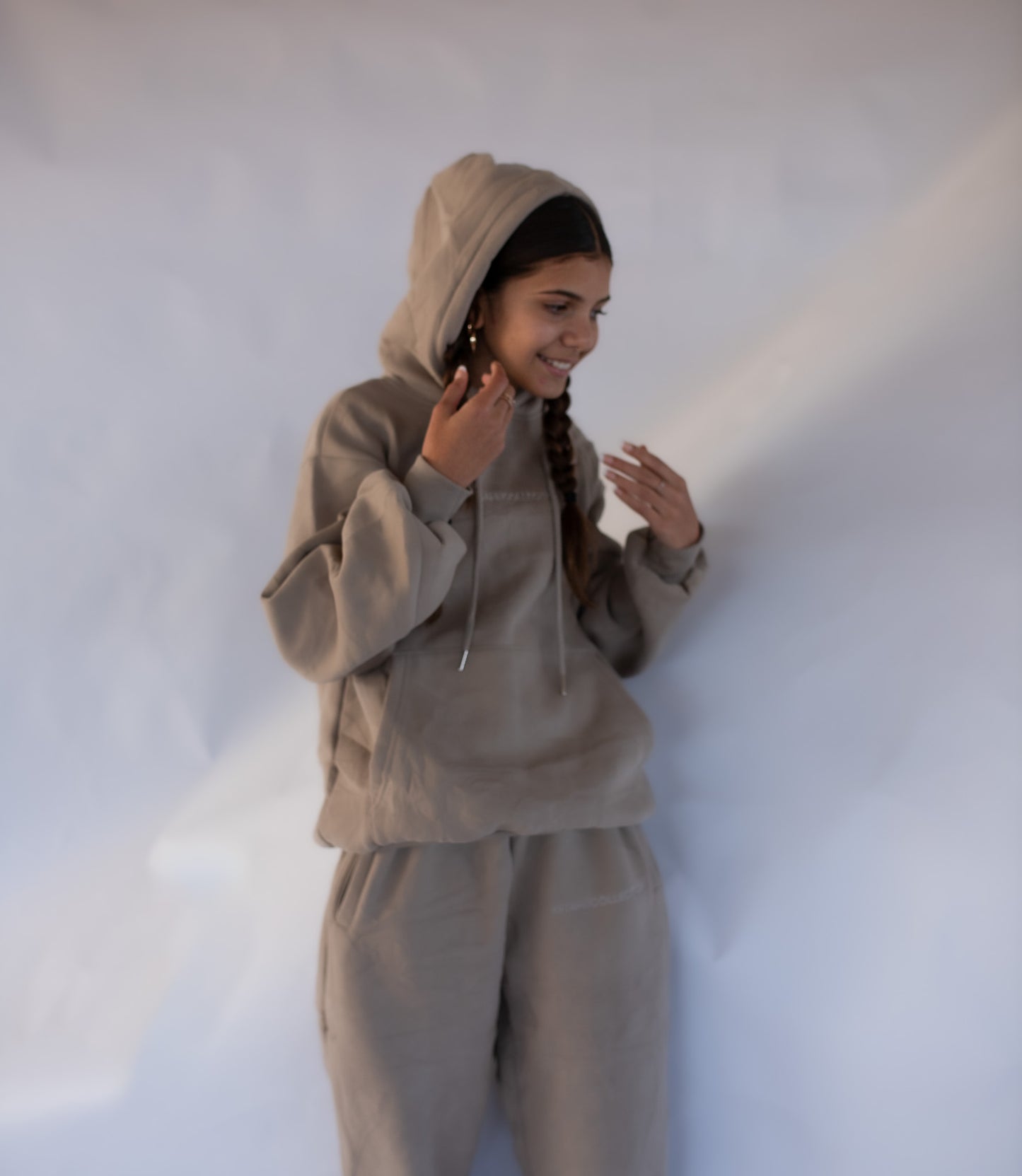 The Boyfriend Hoodie - Taupe